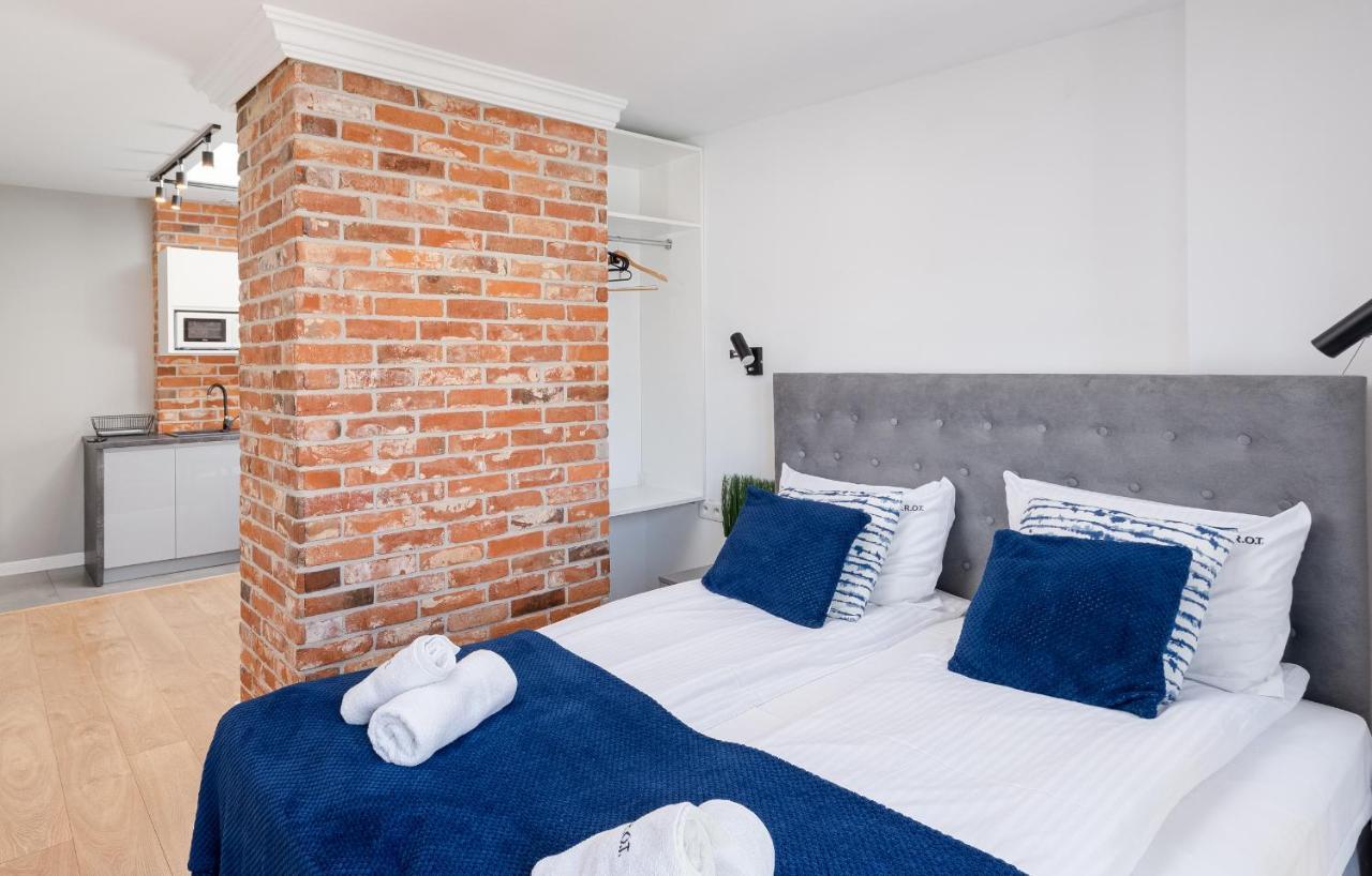 Saint Florian'S Suites - Old Town Luxury Apartments - By Upstairs Красков Екстериор снимка