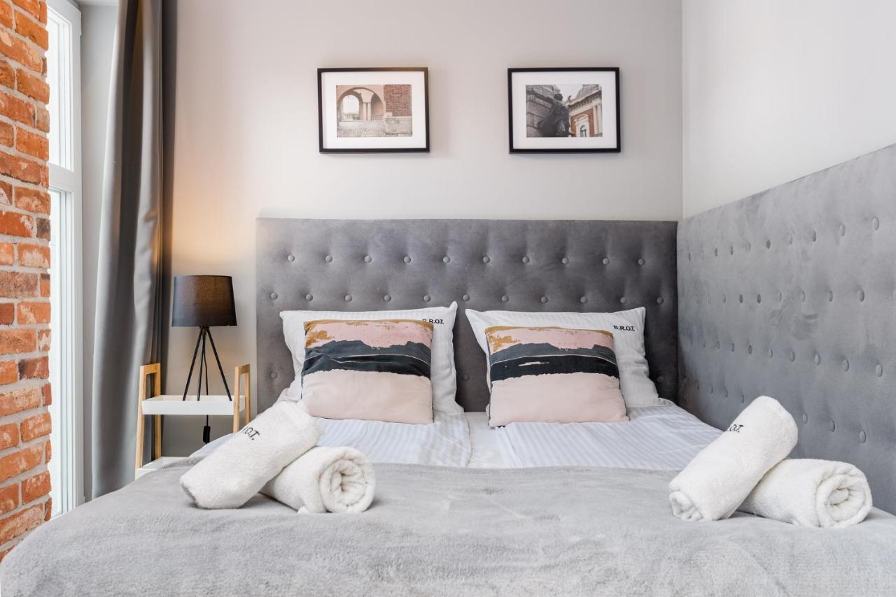 Saint Florian'S Suites - Old Town Luxury Apartments - By Upstairs Красков Екстериор снимка